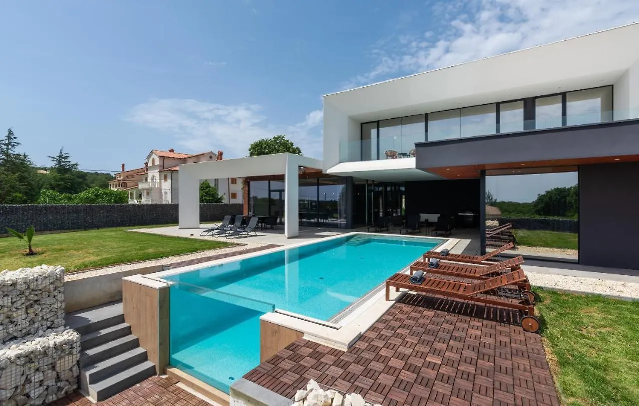 Amazing Villa In Linjan With Wifi And 4 Bedrooms Liznjan