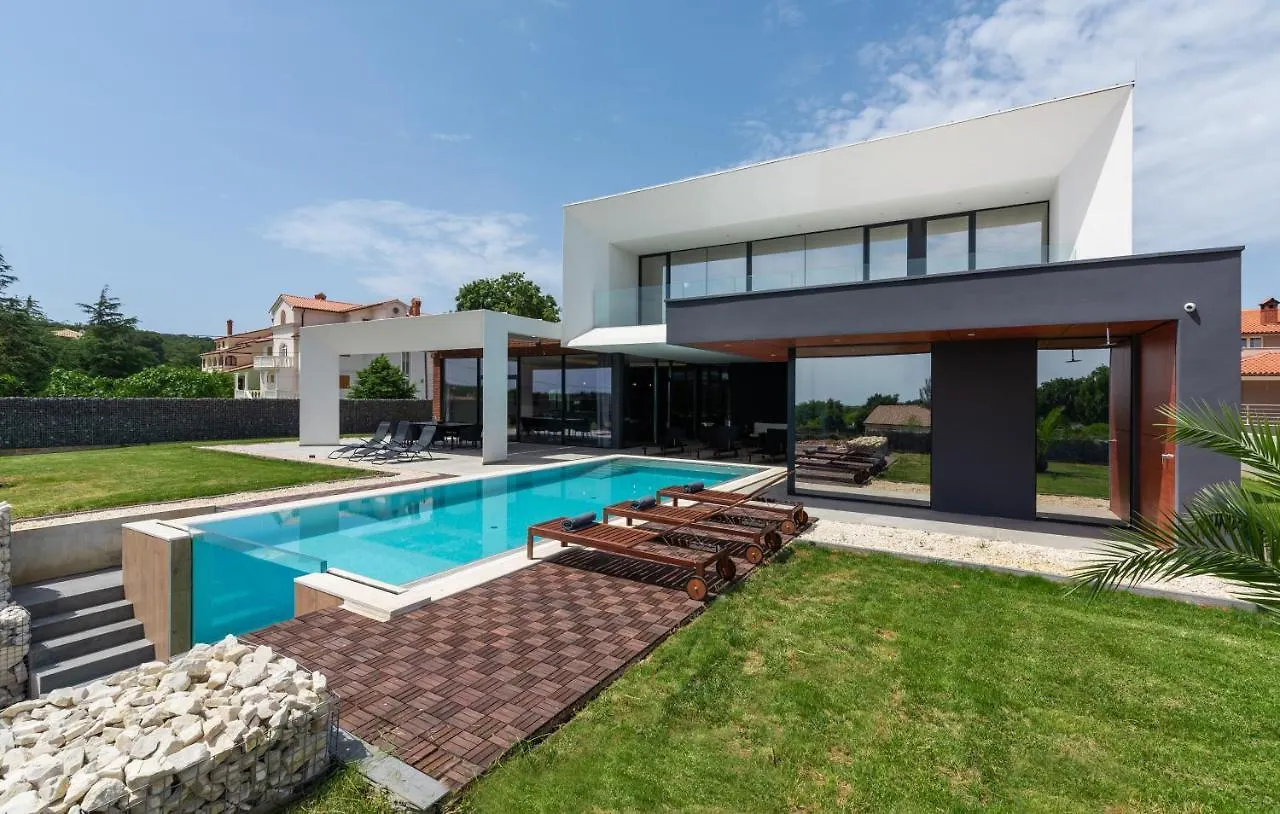 Amazing Villa In Linjan With Wifi And 4 Bedrooms Liznjan