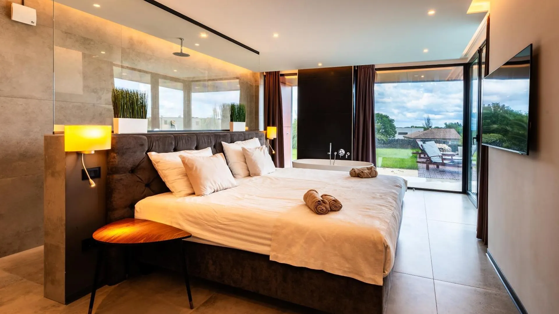 Amazing Villa In Linjan With Wifi And 4 Bedrooms Liznjan 0*,  Croatia