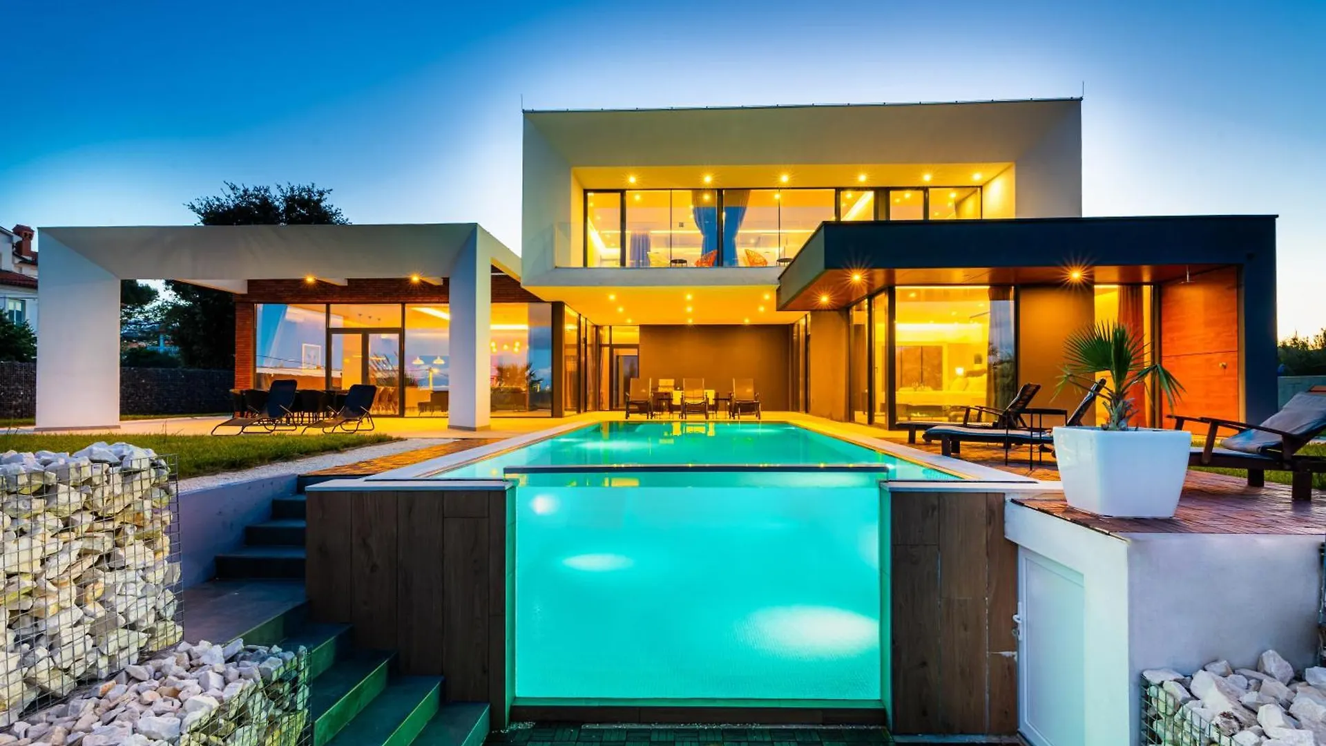 Amazing Villa In Linjan With Wifi And 4 Bedrooms Liznjan